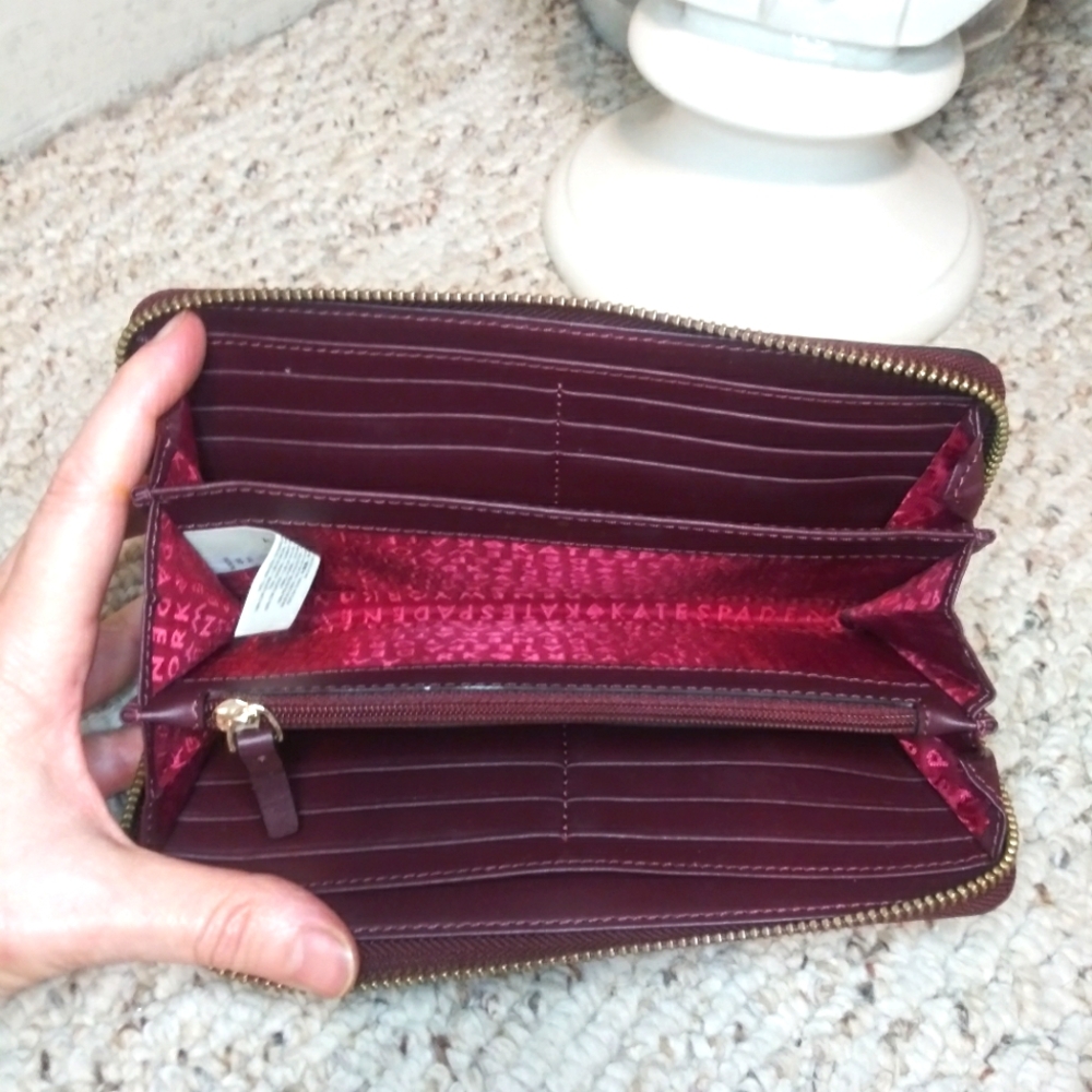 Kate Spade New York Bixby Place Burgundy Patent Leather Zip-Around Wallet - Picture 9 of 11